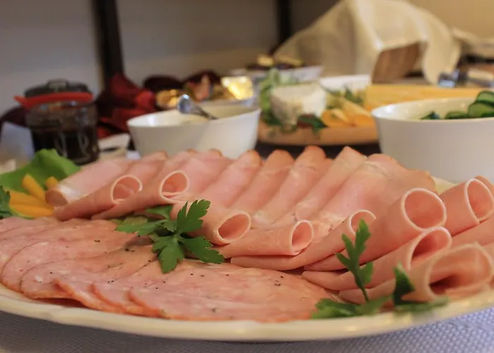 Lägenhetshotell Dom Aktora 3*